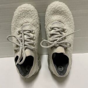 Allbirds Womens  6 Natural White Cloud Pixel Wool Dasher Fluff Sneaker Shoes